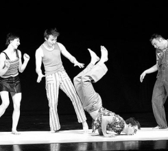 ADRIAN MOLE (DJEČJA SCENA)